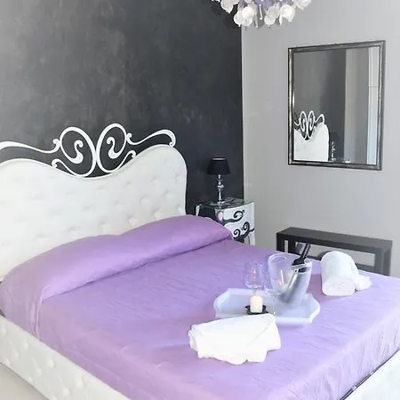 Bed and Breakfast A Due Passi Dal Mare Ταορμίνα