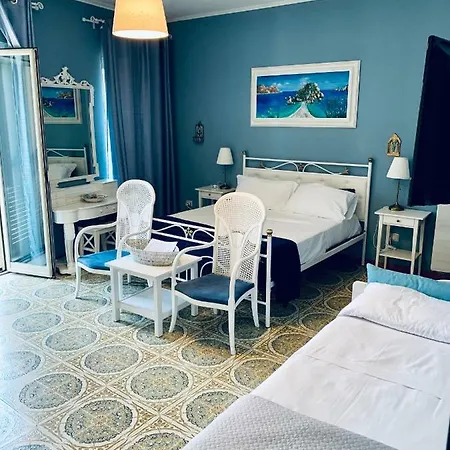Bed and Breakfast A Due Passi Dal Mare *